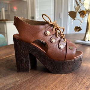 Free People Farrah Clog